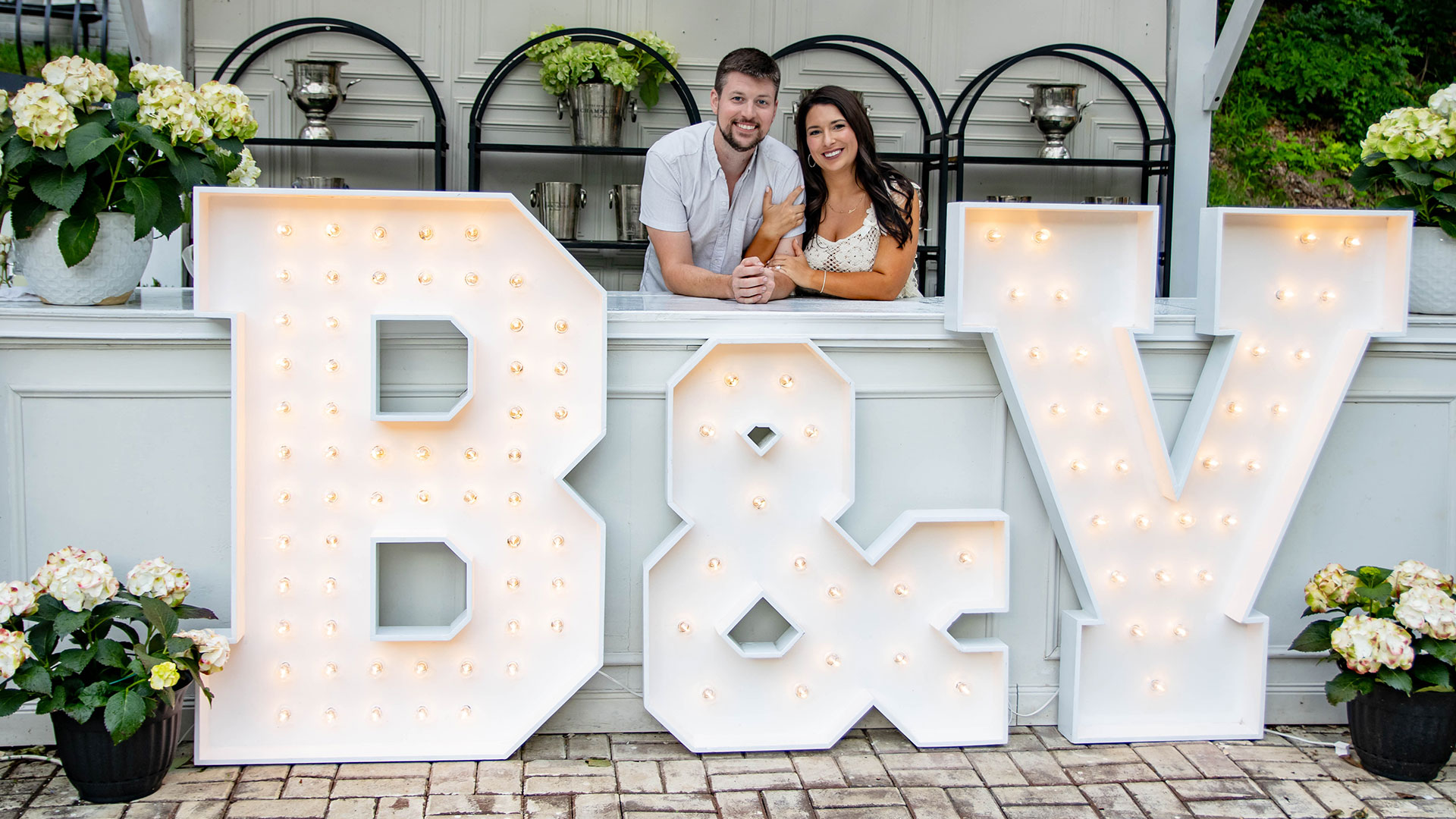 Brent and Victoria Garner - Lovely Letters and Ballons